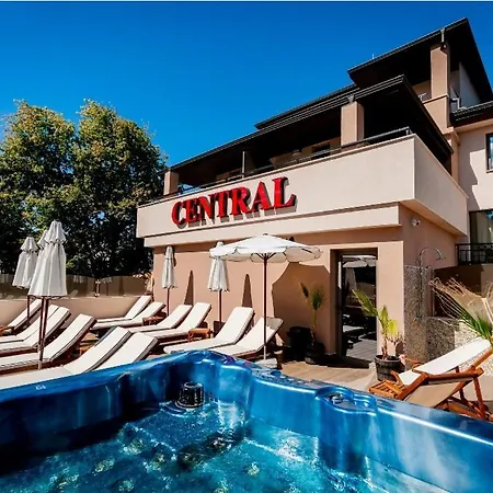 централ и * Павел баня