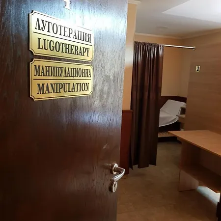 централ и *