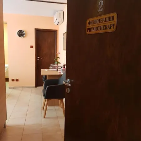 度假村 централ и *