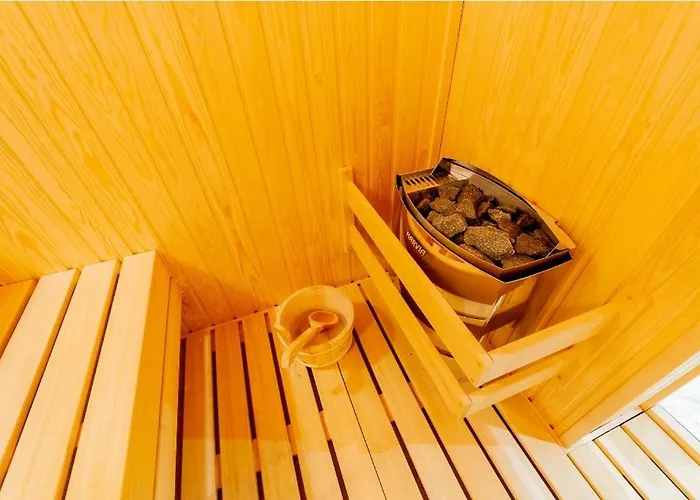 централ и Павел баня