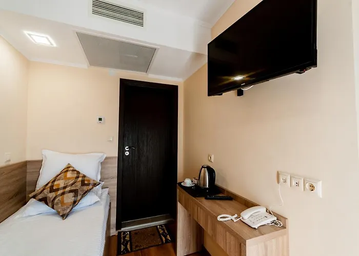 централ и * Павел баня